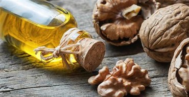 樂發液壓榨油機可以壓榨芝麻香油和核桃油-新型榨油機設備