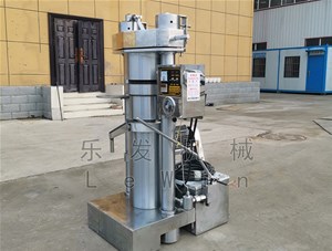 在使用花生榨油機過程中，堵塞了應(yīng)該怎么處理