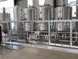 榨油機使用一段時間之后，如何清理油垢？